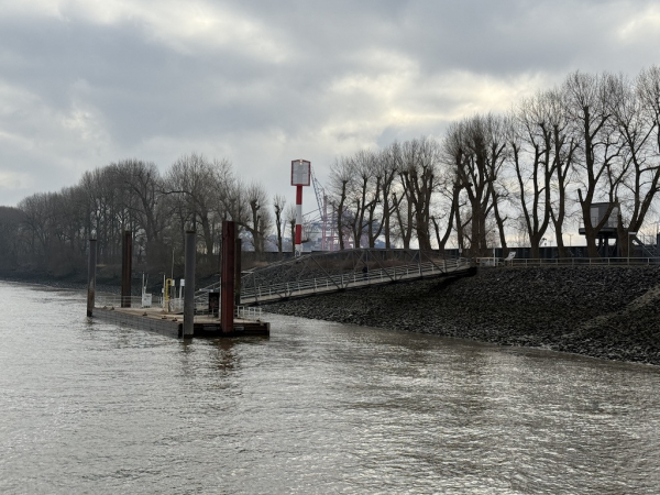 Eindrücke des Budendey-Ufer Fähranleger
