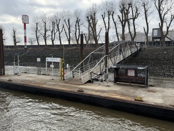 Eindrücke des Budendey-Ufer Fähranleger