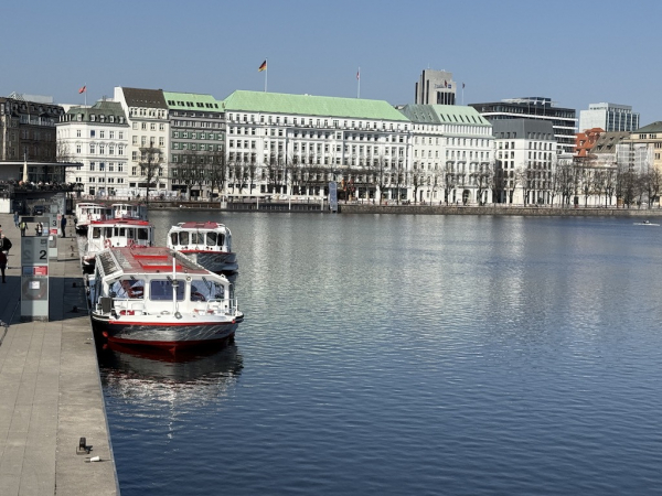 Alster-Fähranleger Jungfernstieg