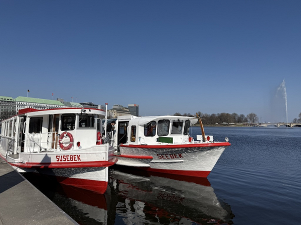 Alster-Fähranleger Jungfernstieg