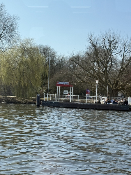 Fährdamm Alsterdampfer