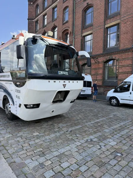 Hafencity Riverbus – Amphibische Stadtkreuzfahrt in Hamburg