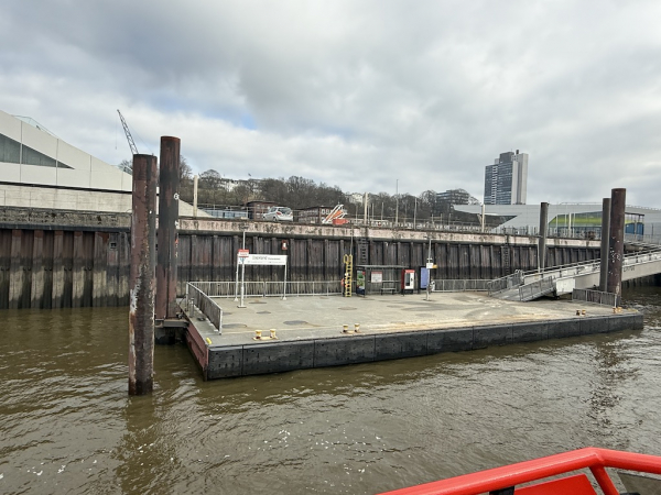 Haltestelle Dockland (Fischereihafen) Elbfähre